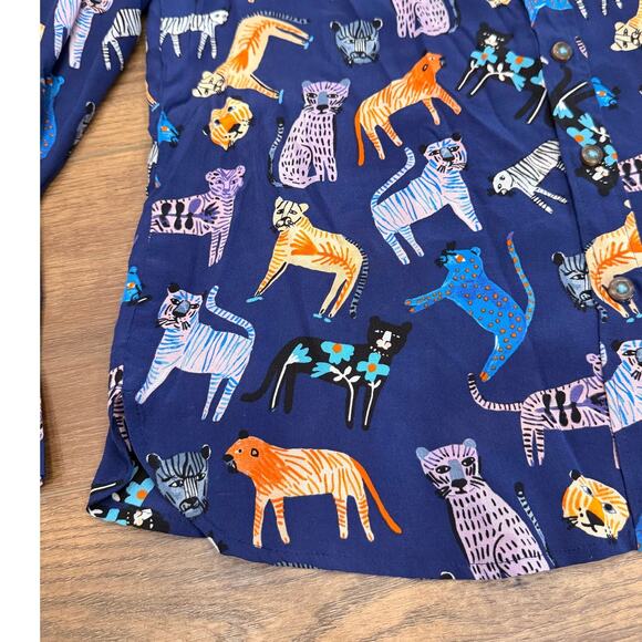 Anthropologie Carolyn Gavin Mariposa Silk Blouse in Blue Jungle Cat Print size 4 - Picture 4 of 10